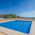 Bright 2br With Pool Near By Lovelystay * 알부페이라