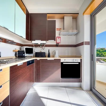 Appartamento Bright 2br With Pool Near By Lovelystay